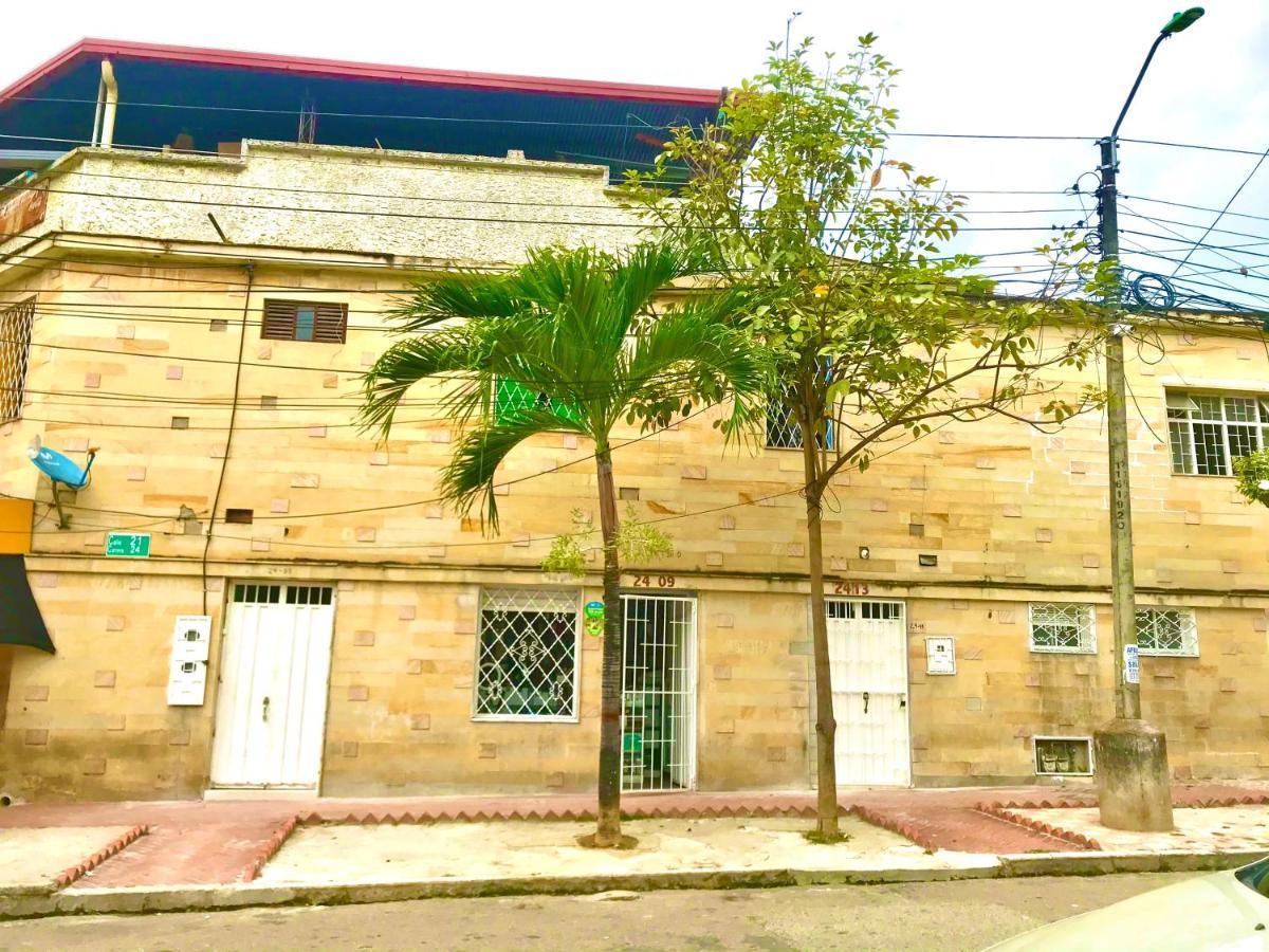 Xavihostel บูการามังกา ภายนอก รูปภาพ